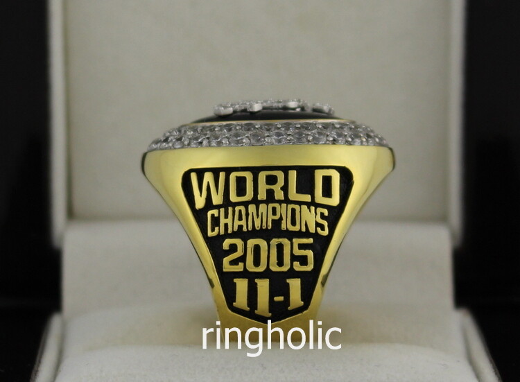 2005 Chicago White Sox World Series Championship Ring -  www.championshipringclub.com