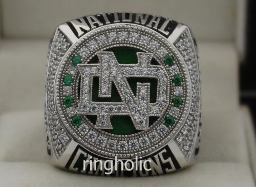 2016 North Dakota Fighting Hawks Ice Hockey Championship Ring