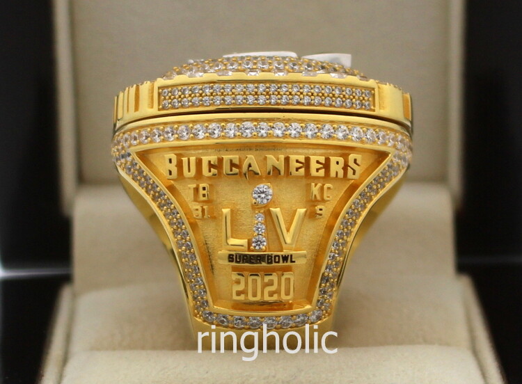 Tampa Bay Buccaneers unveil Super Bowl rings