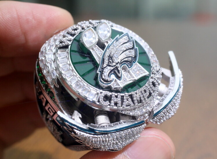 Philadelphia Eagles 2024 Super Bowl Ring Replica–Opening Wings